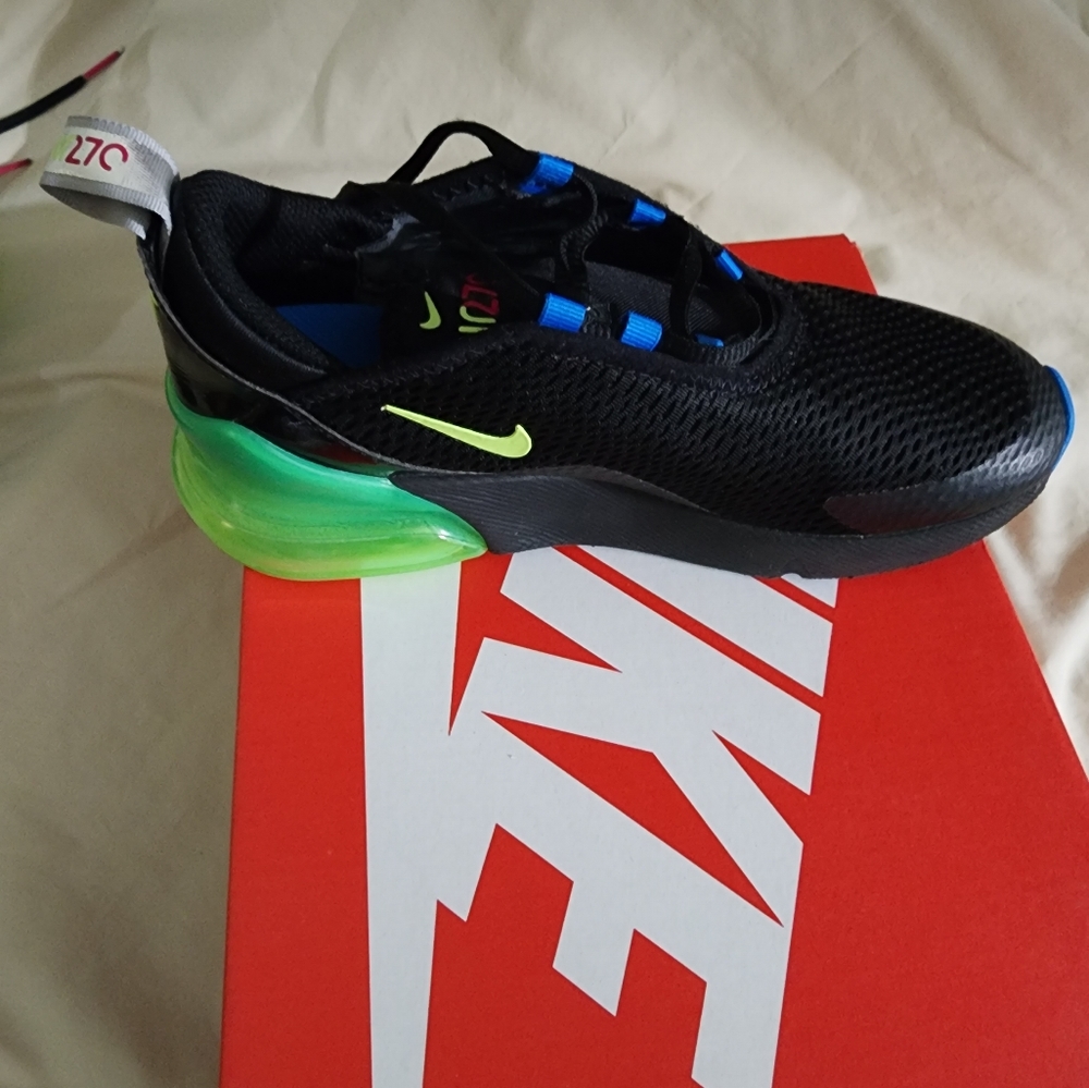 Air Max 270 - Picture 7 of 9